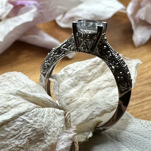 Sterling silver ring - Picture 7 of 11